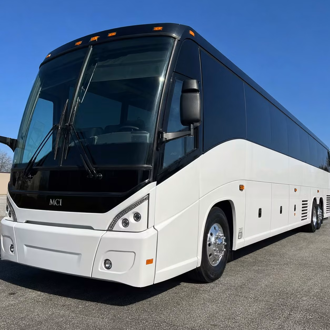 bus rental options for lee s summit trips