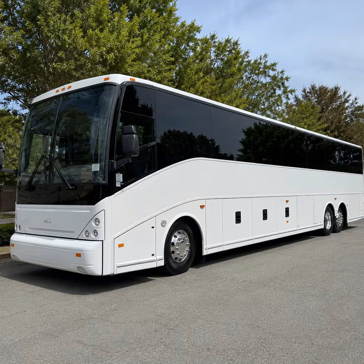 charterbusleessummit com helps you coordinate multi stop airport pickups across lee s summit